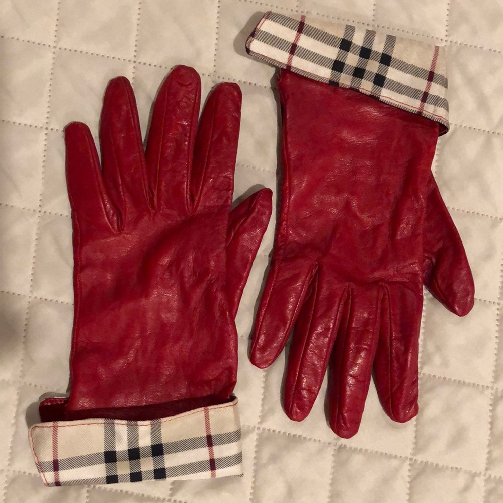 Burberry Women’s Red Leather Gloves